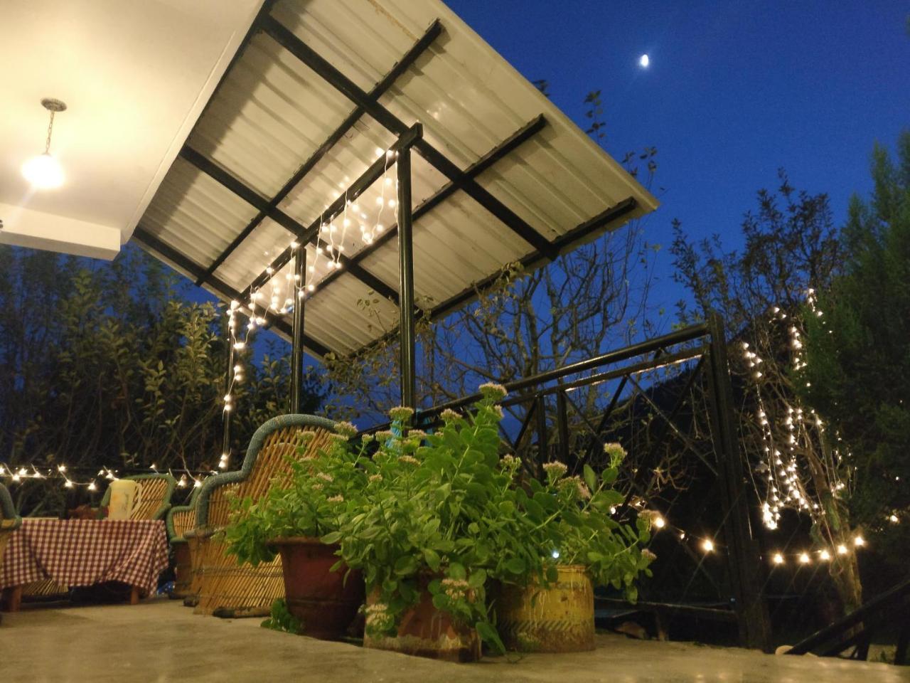 Madpackers Manali Hostel Exterior photo